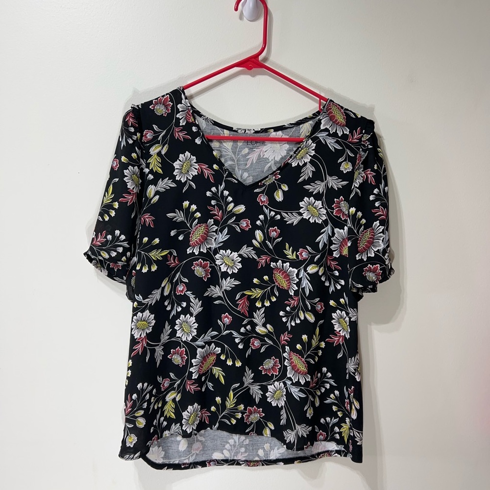 Loft short sleeved top.